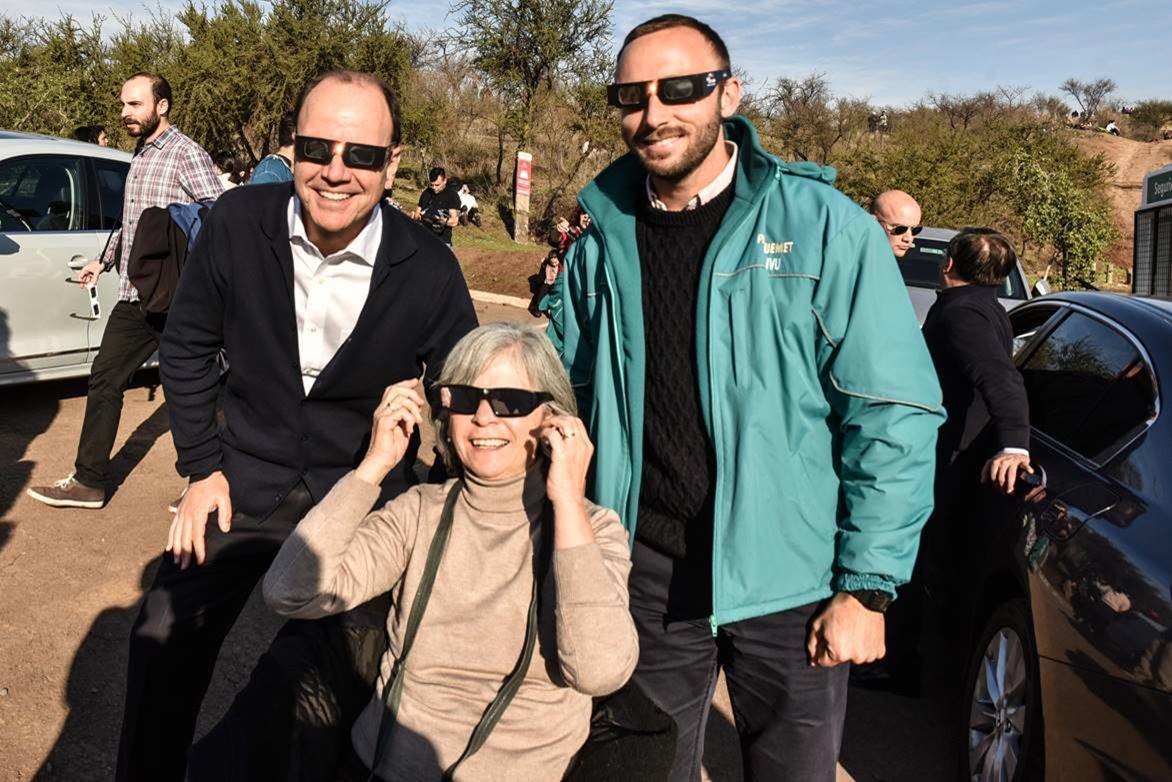 Más de 17 mil personas apreciaron el eclipse solar desde el Parquemet