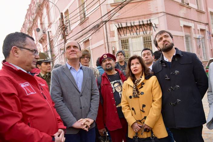 Ministro Cristián Monckeberg anuncia plazo especial para viviendas patrimoniales deterioradas en Valparaíso