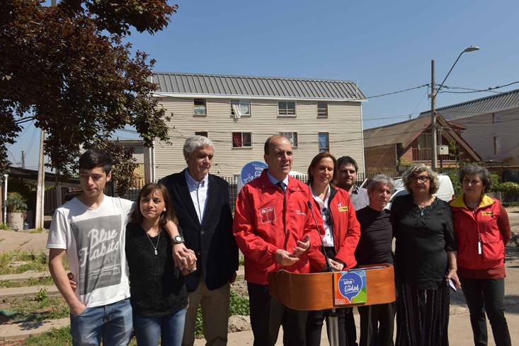 Ministro Cristián Monckeberg presenta innovador programa que permite construir varias casas en un mismo terreno