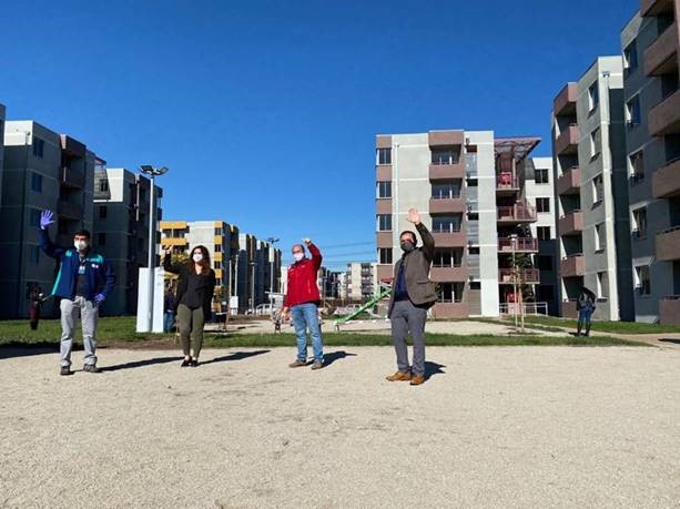 Subsecretario Rolando inauguró emblemático condominio de 300 viviendas en Cerro Navia