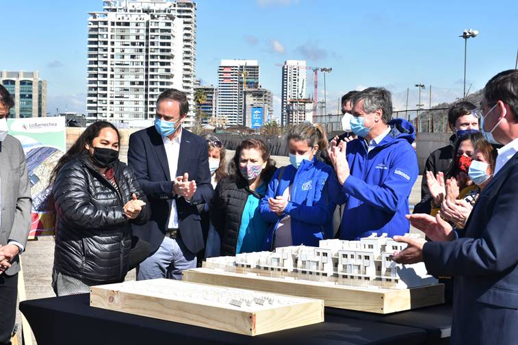 380 familias del campamento Juan Pablo II de Lo Barnechea serán beneficiadas con proyecto habitacional Minvu