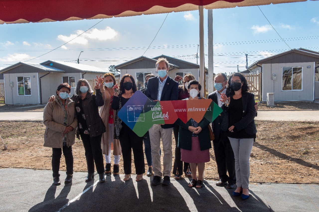 Ministro Felipe Ward realiza entrega de viviendas a 158 familias beneficiarias del Fondo Solidario de Elección de Vivienda en Freire