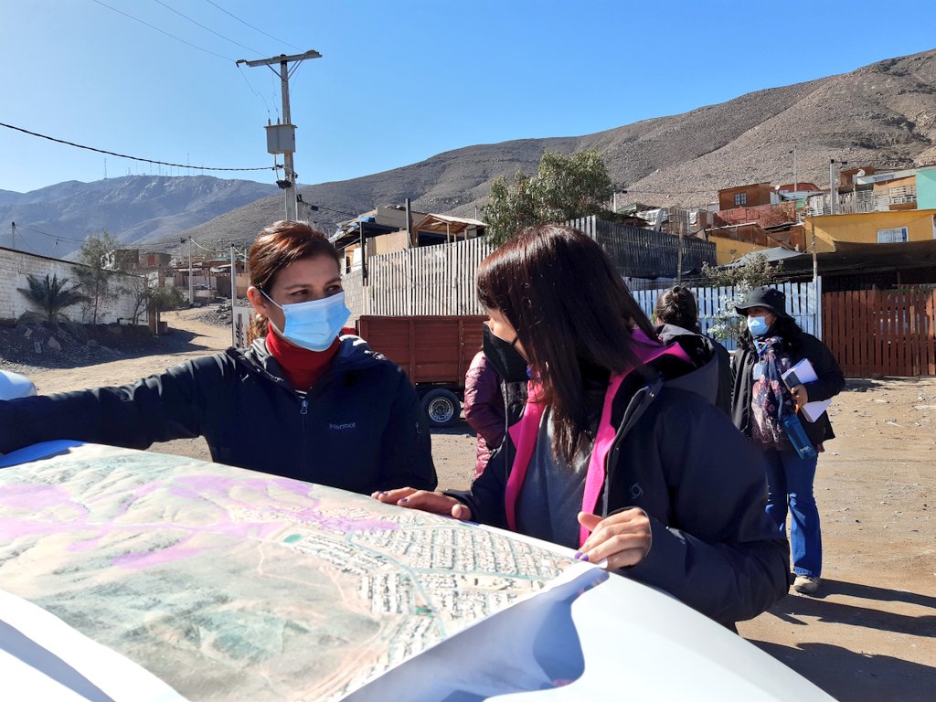 Seremis Minvu y Bienes Nacionales inspeccionan en terreno situación de campamentos post lluvias en la región