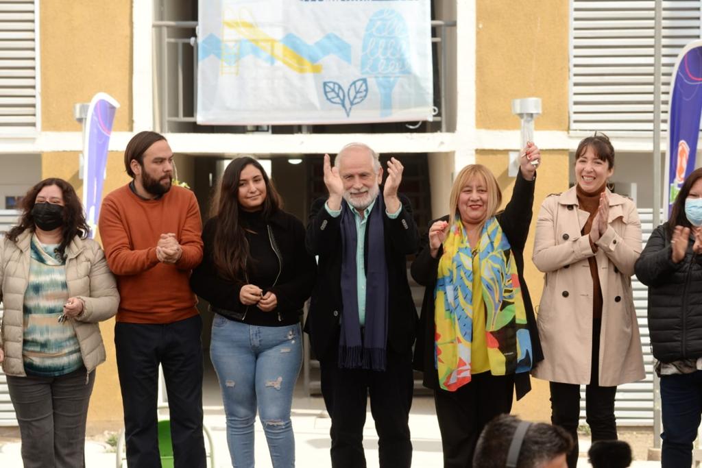 Minvu inaugura emblemático proyecto habitacional que beneficiará a 296 familias de San Joaquín