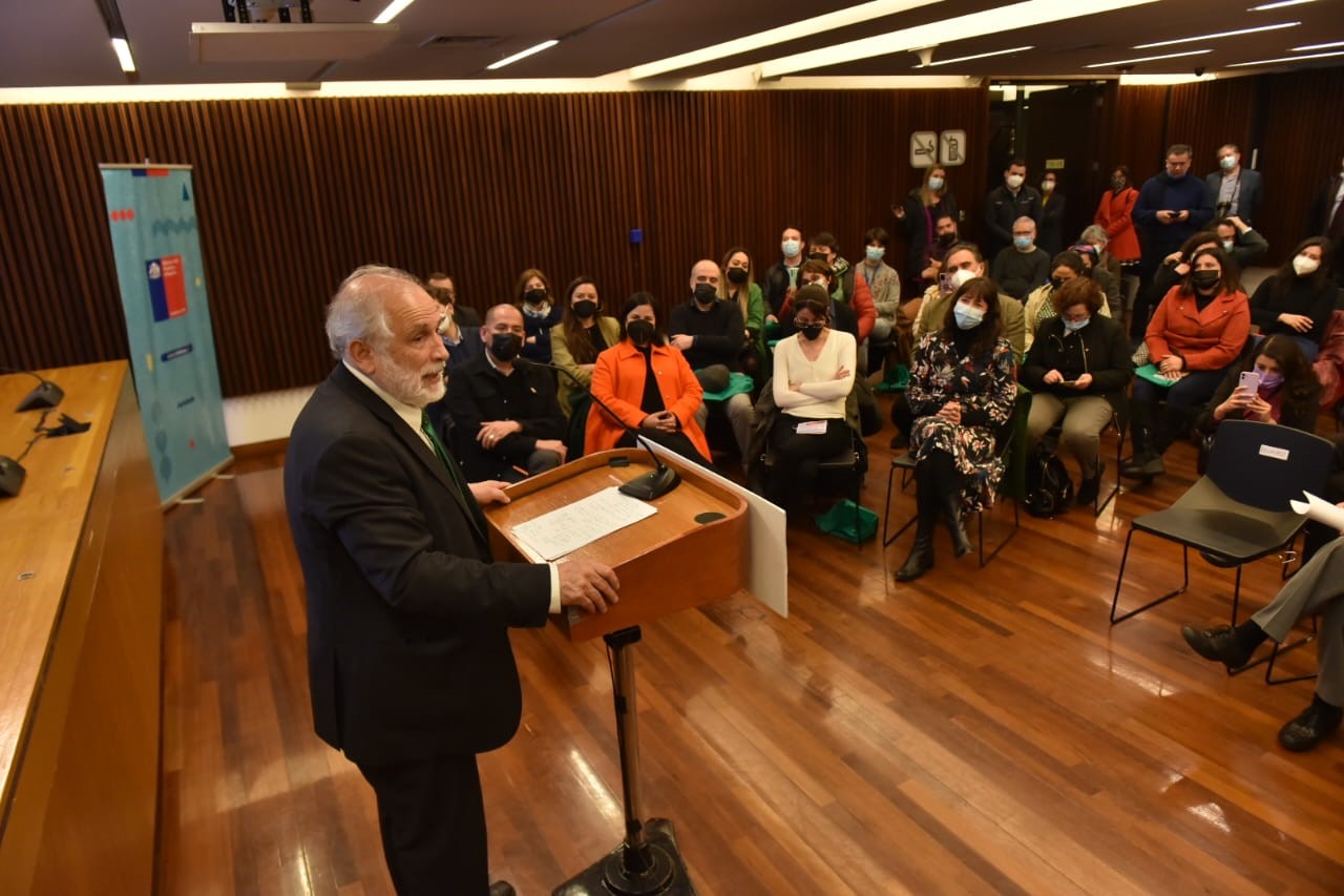 Minvu presenta nuevo centro de formación y participación ciudadana para la cooperación en políticas urbano-habitacionales