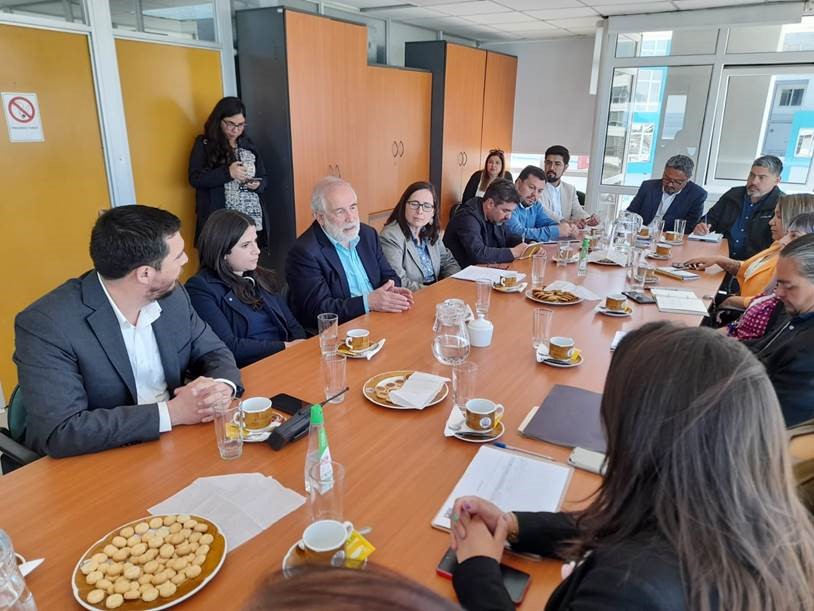 Gobierno conforma mesa interministerial para abordar los asentamientos precarios en la región de Tarapacá