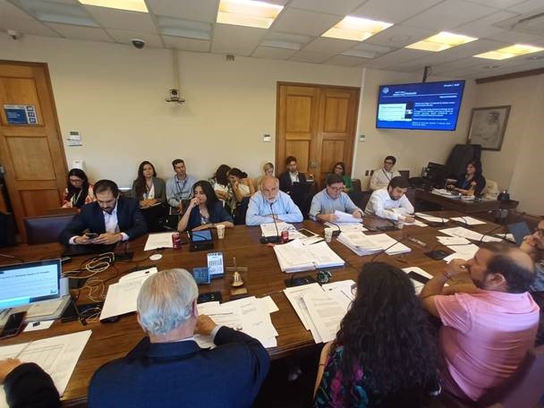 Comisión de Hacienda de la Cámara aprueba por unanimidad proyectos en materia de vivienda