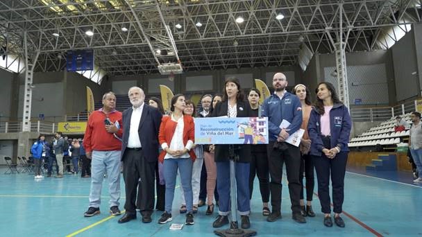 Gobierno anuncia inversión de $35 mil millones para la reconstrucción de zona afectada por incendio en Viña del Mar