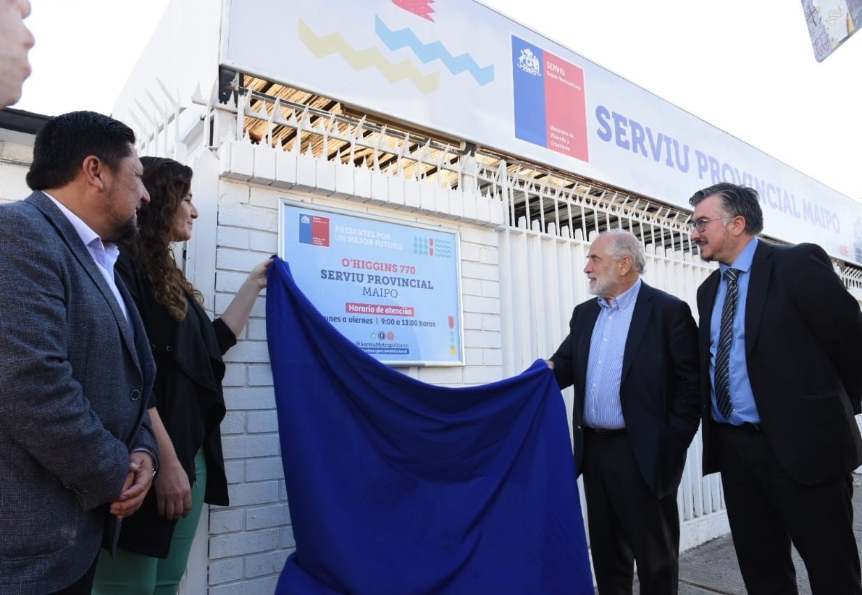 Ministro Montes inauguró centro de atención del Serviu que beneficiará a siete comunas de la zona sur de la capital