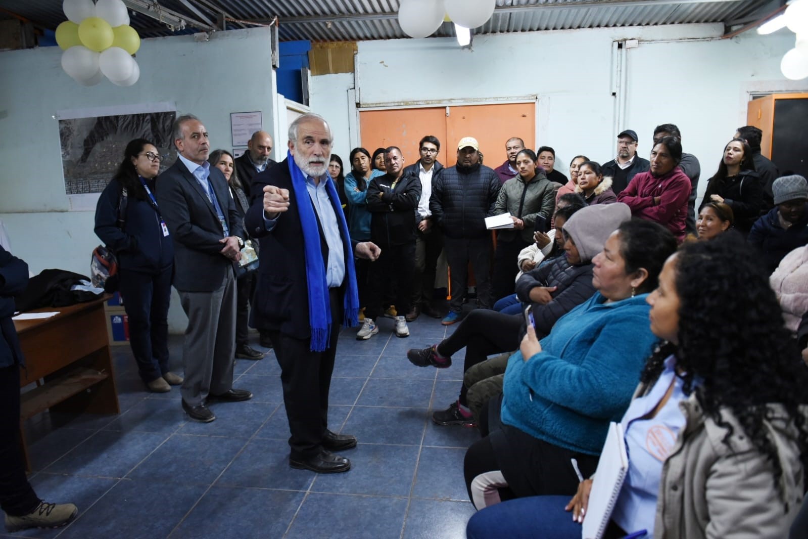 Ministro Montes se reúne con dirigentes de campamentos en Antofagasta y solicita restitución de recursos a fundación
