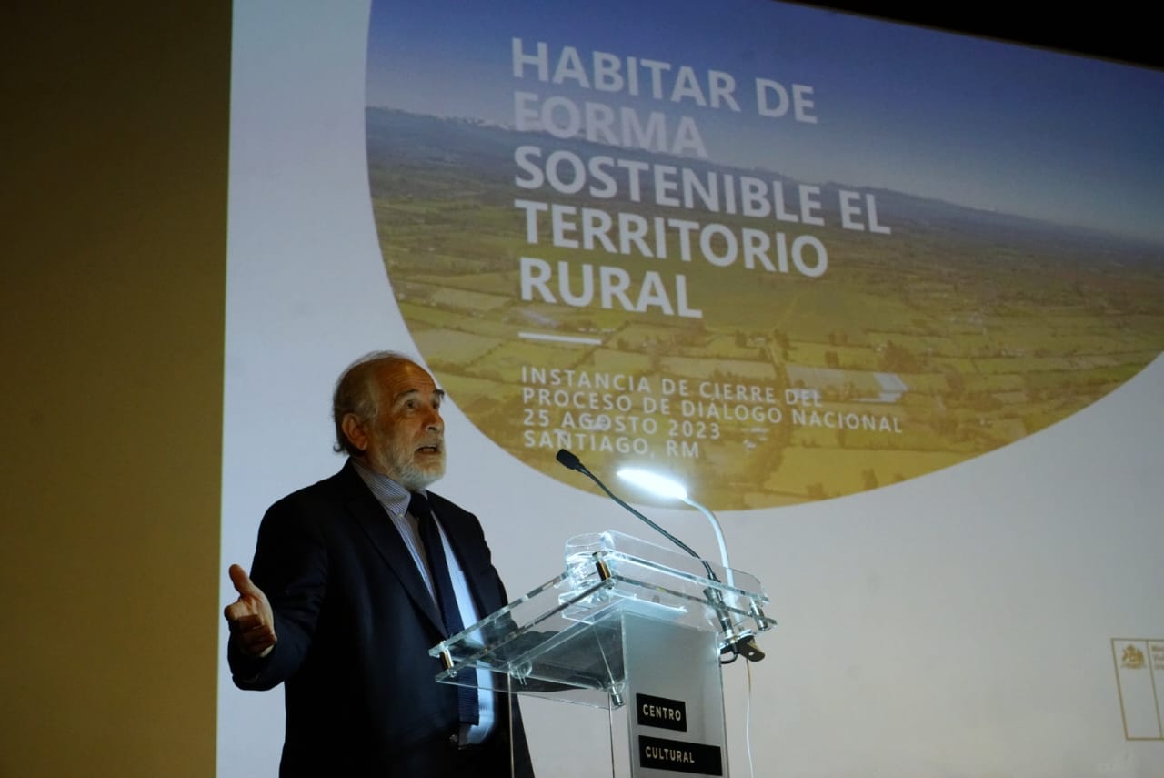 Ministerios anuncian proyecto de ley para ordenar la planificación del área rural y la construcción en zonas de riesgo