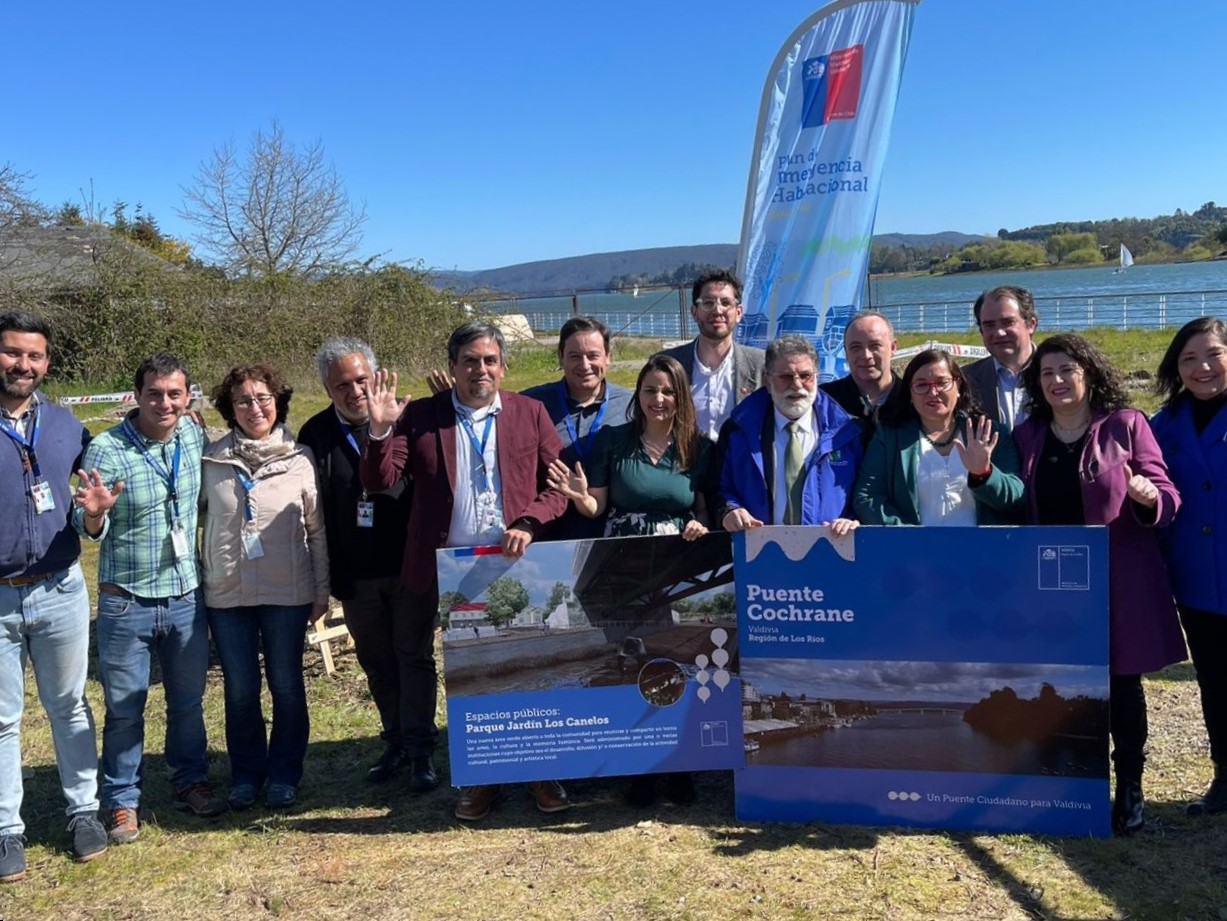 Minvu y Serviu Los Ríos inician proceso de licitación de Puente Cochrane en Valdivia