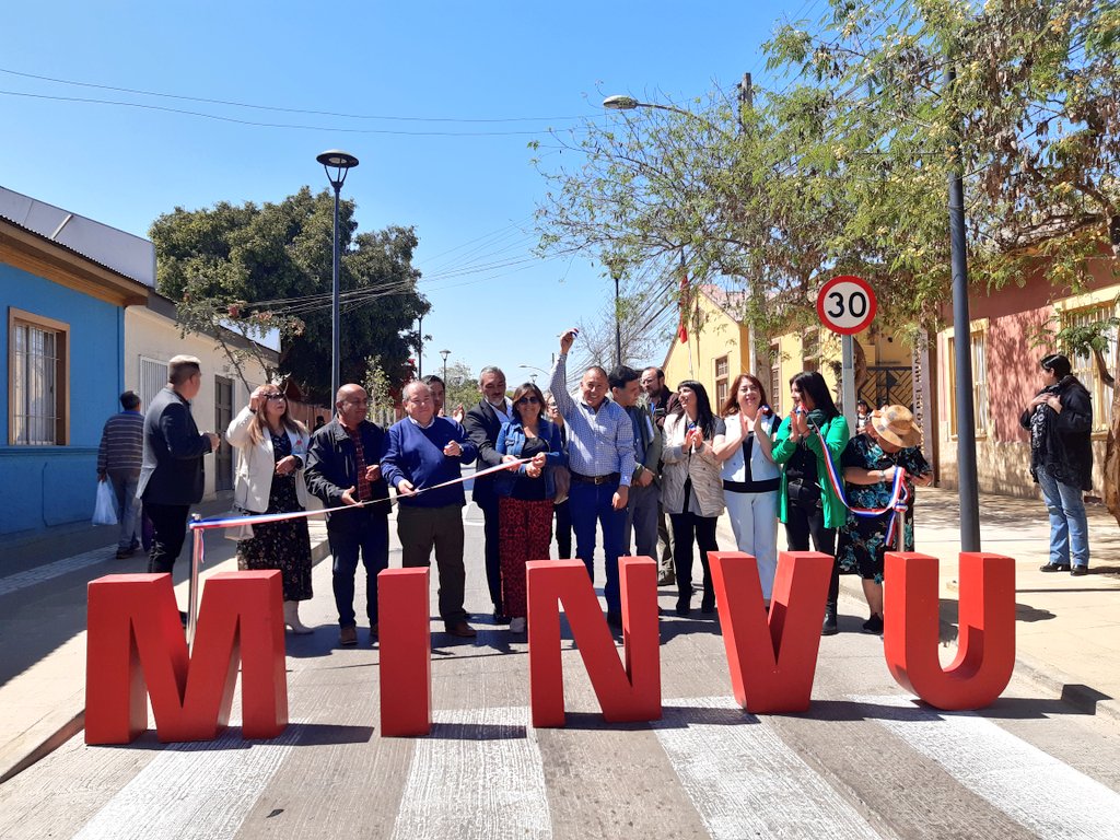 Minvu inaugura primer tramo de “Rutas Peatonales” en Vallenar