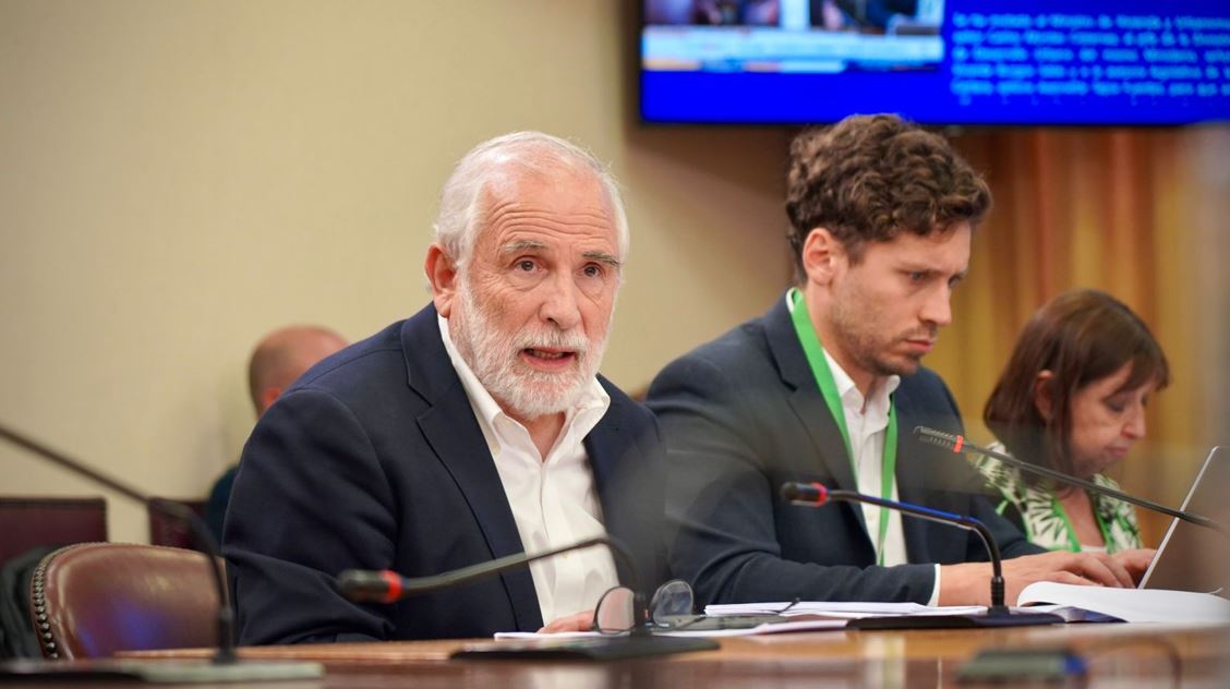 Ministro Montes presenta al Congreso proyecto de ley que reduce plazo para tramitar planes reguladores