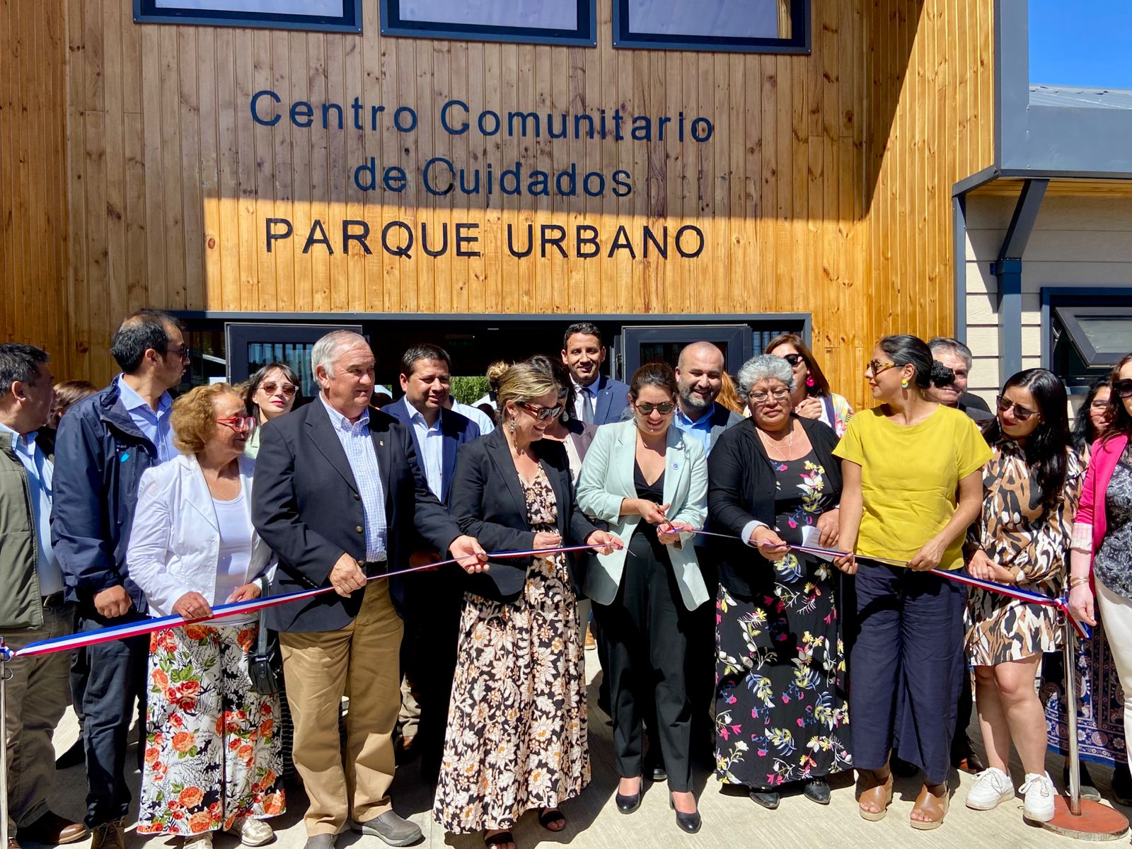 Ministra (s) Elgueta inaugura Centro de Cuidados en Curanilahue junto a ministra Toro y anuncian construcción de otros dos en Santa Juana y Chiguayante