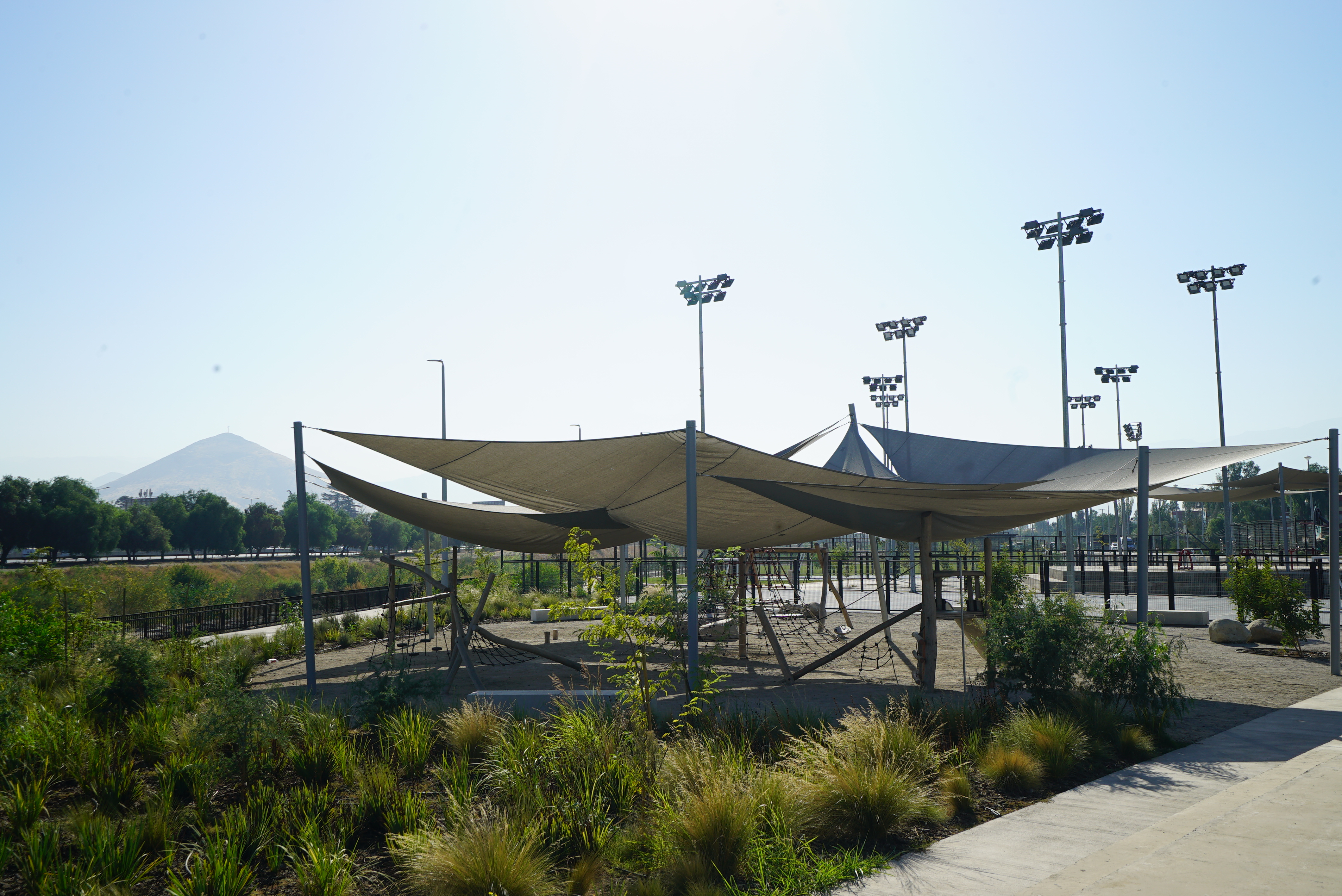 Gobierno entrega Parque Mapocho Río a la ciudadanía tras inauguración de última etapa en Cerro Navia