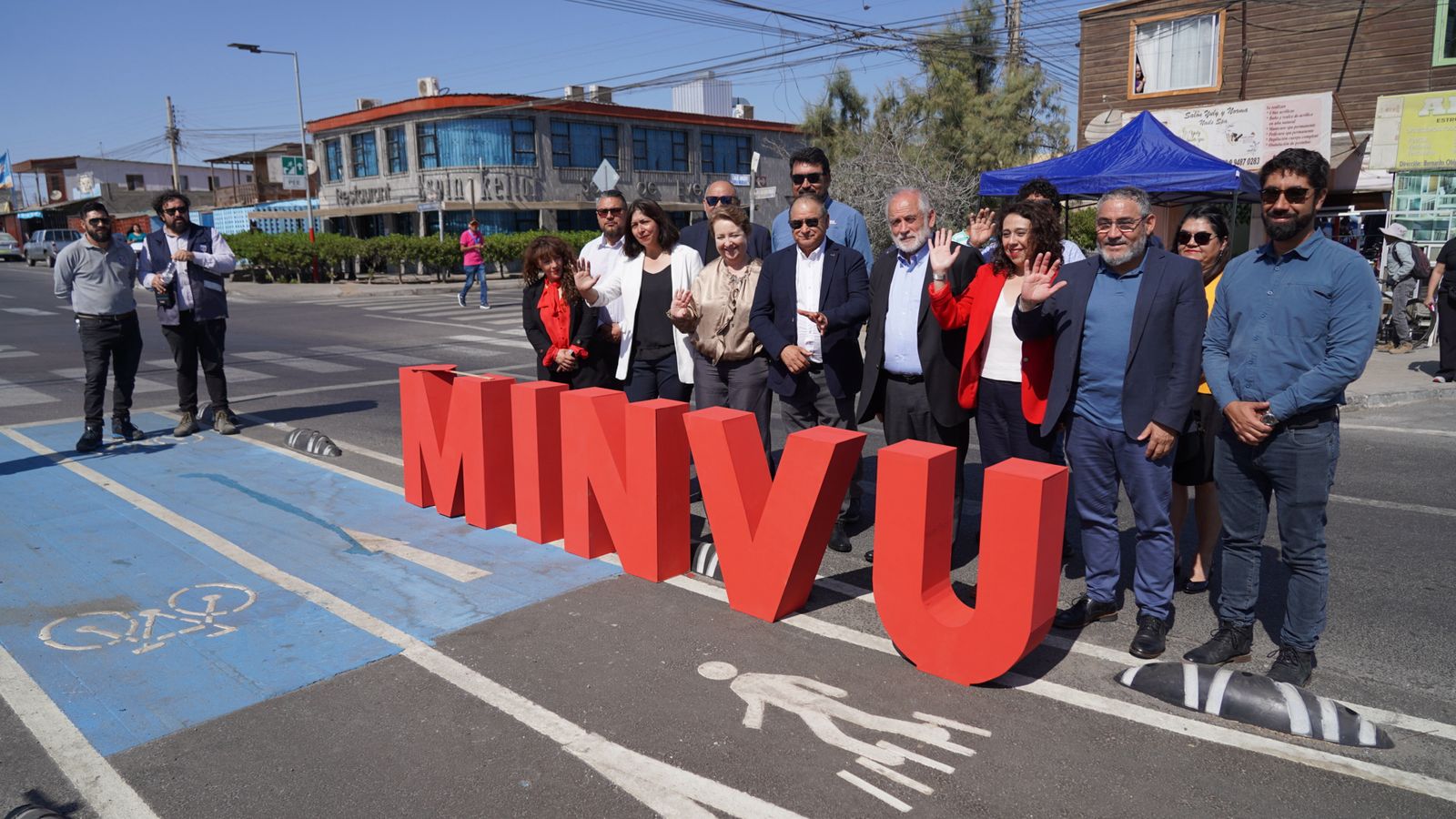 Ministro Montes: “Las ciudades tienen distintas dimensiones y estamos avanzando en todas. Hoy entregamos una ciclovía en Mejillones y a febrero de este año el Plan de Emergencia Habitacional ya llegó a un 71%”