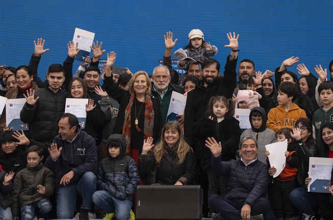 Gobierno inicia entrega de más de 14 mil subsidios para sectores medios y anuncia nuevo llamado