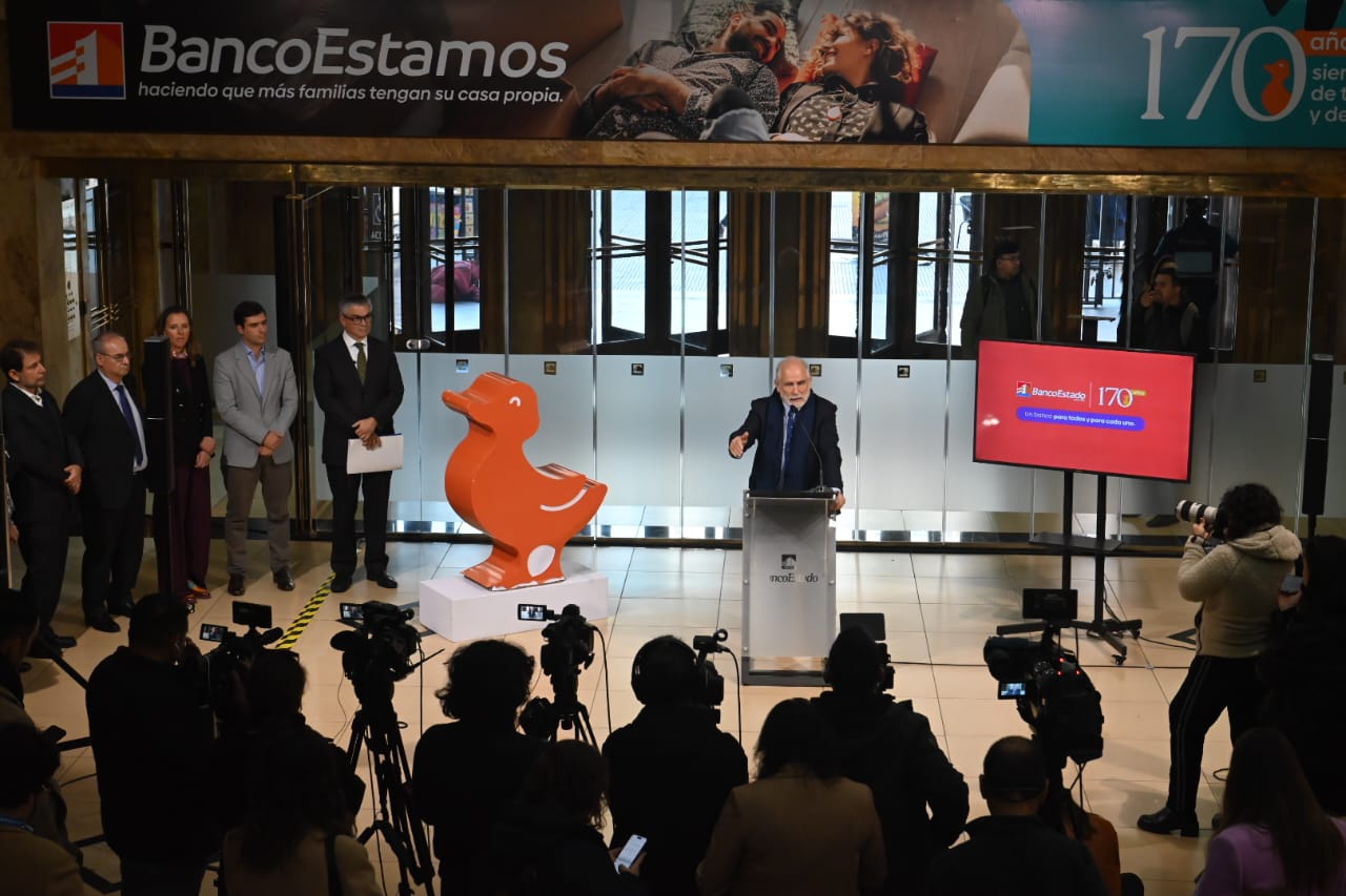 Gobierno adjudica garantías estatales para créditos hipotecarios: familias podrán reducir dividendos hasta en $100 mil mensuales