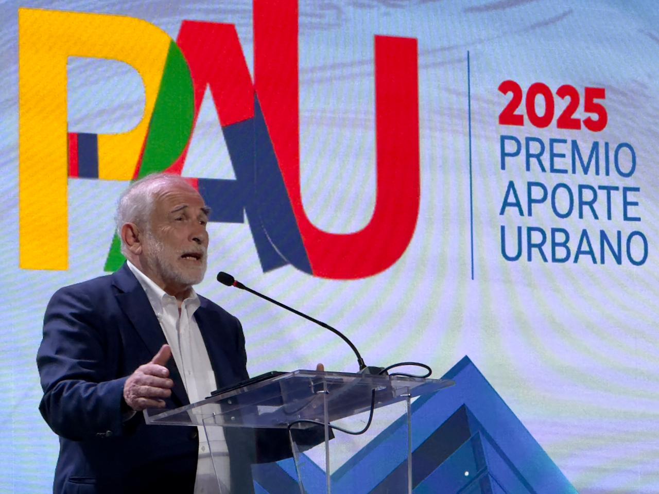 Proyectos impulsados por Minvu reciben Premio Aporte Urbano por logros en integración social e infraestructura urbana