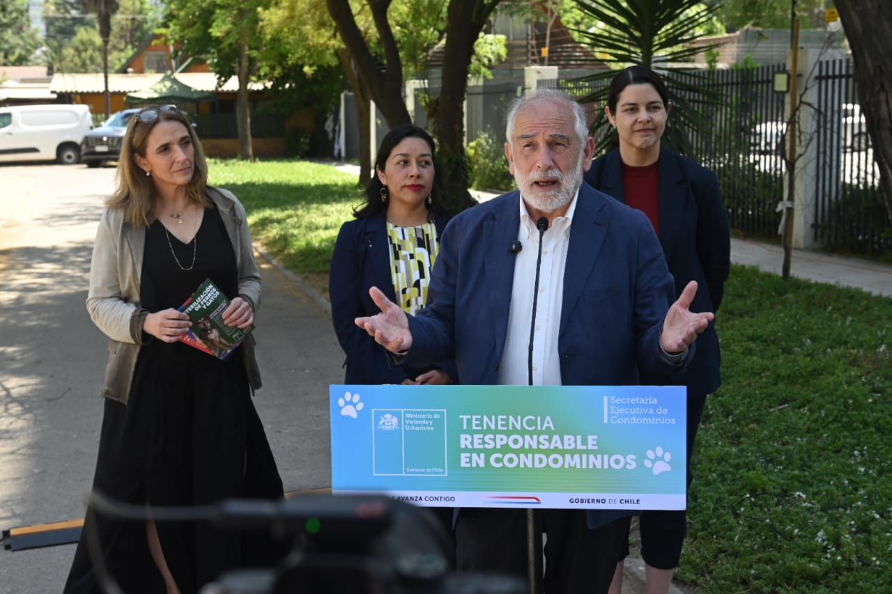 Gobierno entrega recomendaciones para incluir en las actualizaciones de los reglamentos de copropiedad sobre tenencia responsable de mascotas
