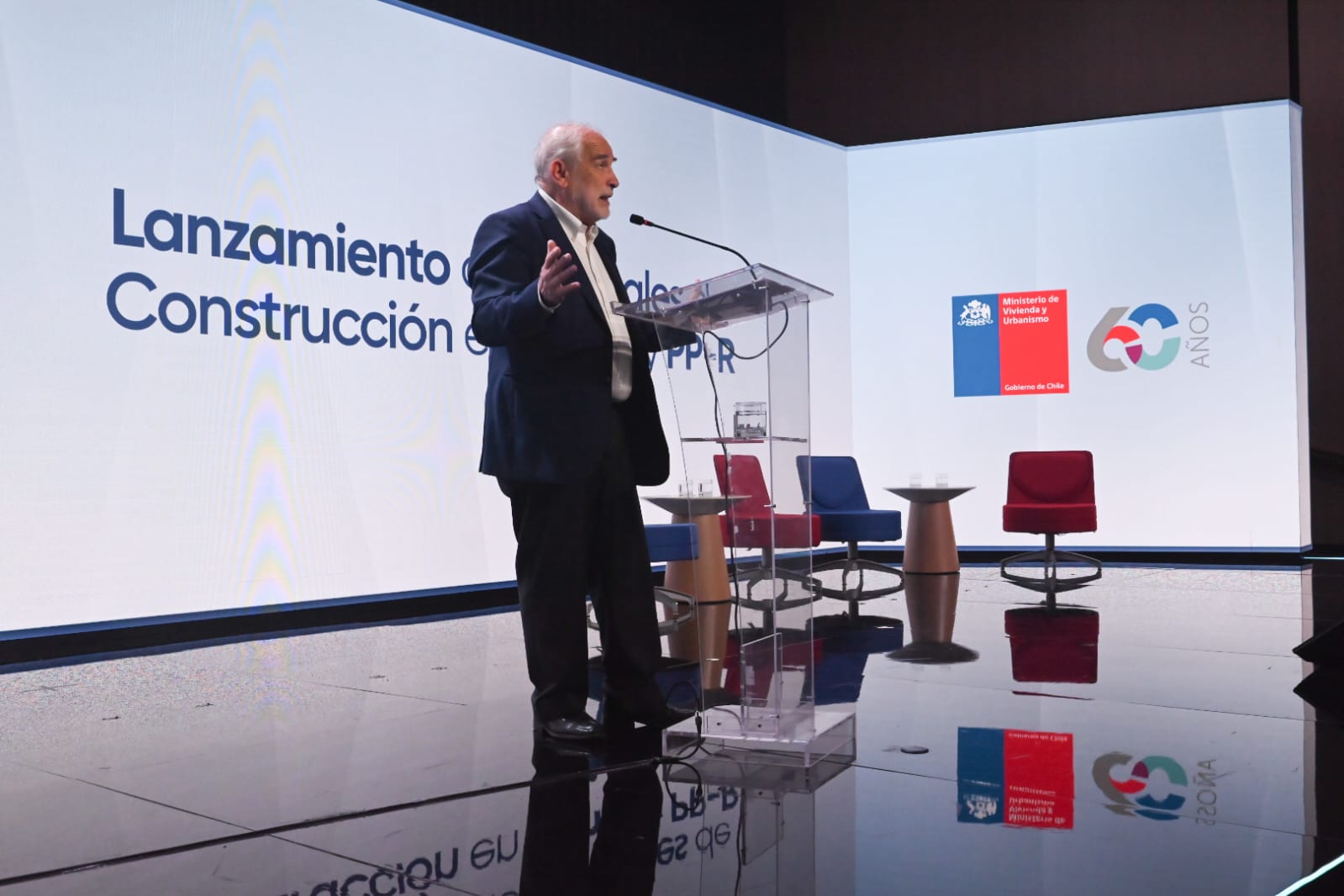 Minvu y CChC presentan manuales con recomendaciones técnicas para edificaciones en dunas y tuberías plásticas tras experiencias de socavones