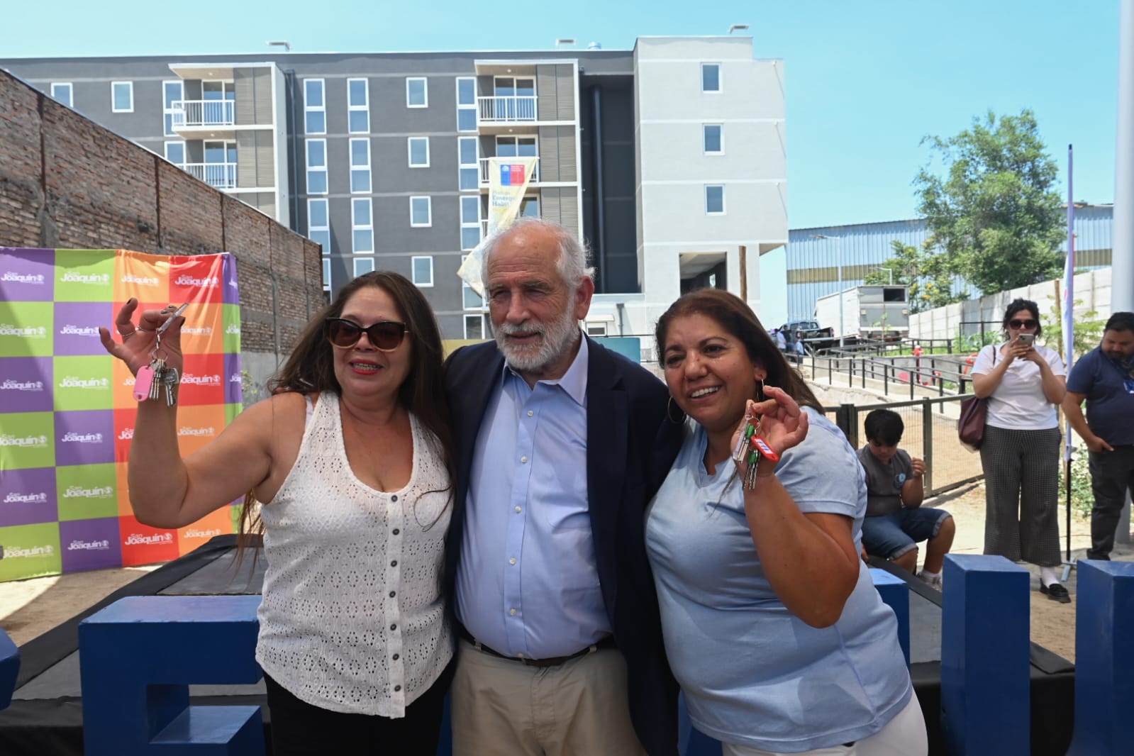 Ministro Montes destaca cumplimiento de metas de las regiones de Coquimbo y O’Higgins en el contexto del Plan de Emergencia Habitacional