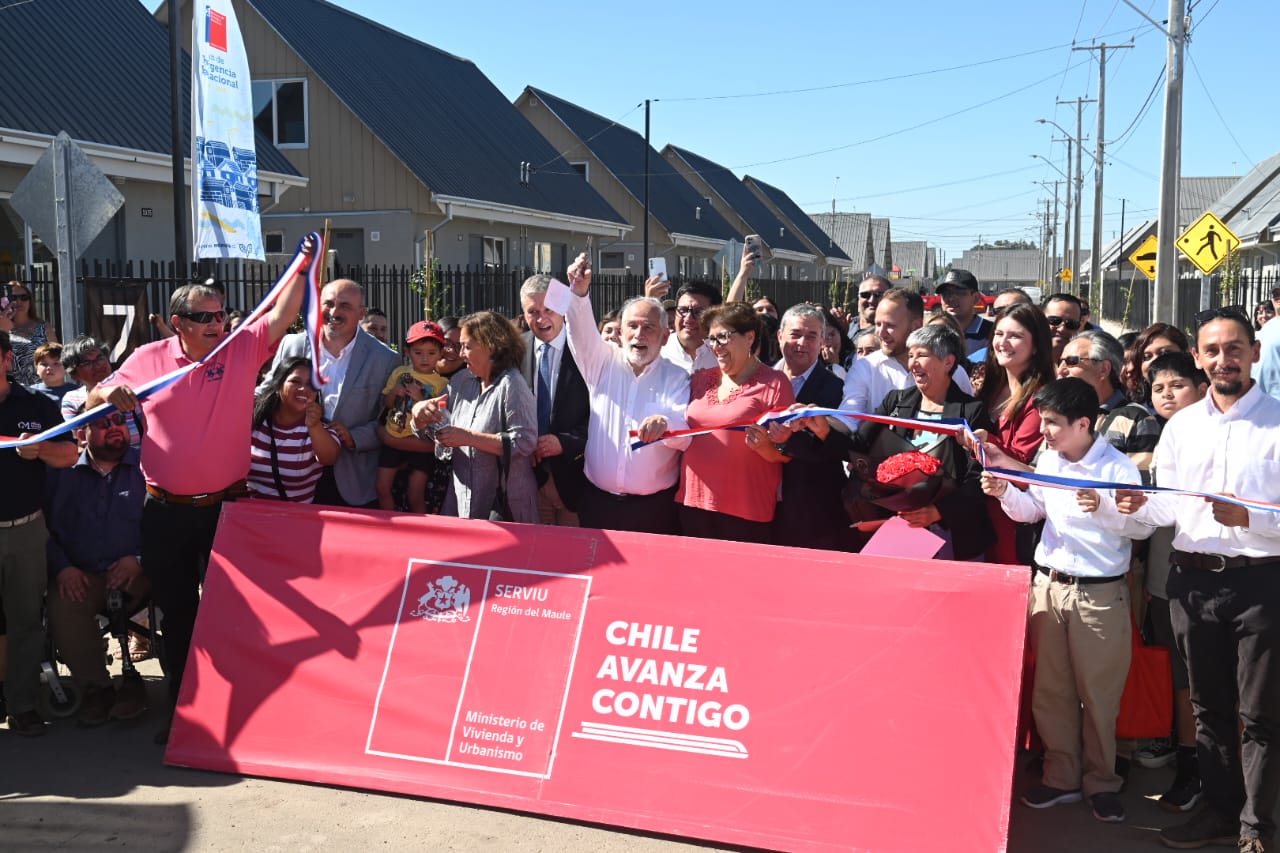 Minvu consolida histórico avance habitacional en El Maule con entrega de megaproyecto en Romeral