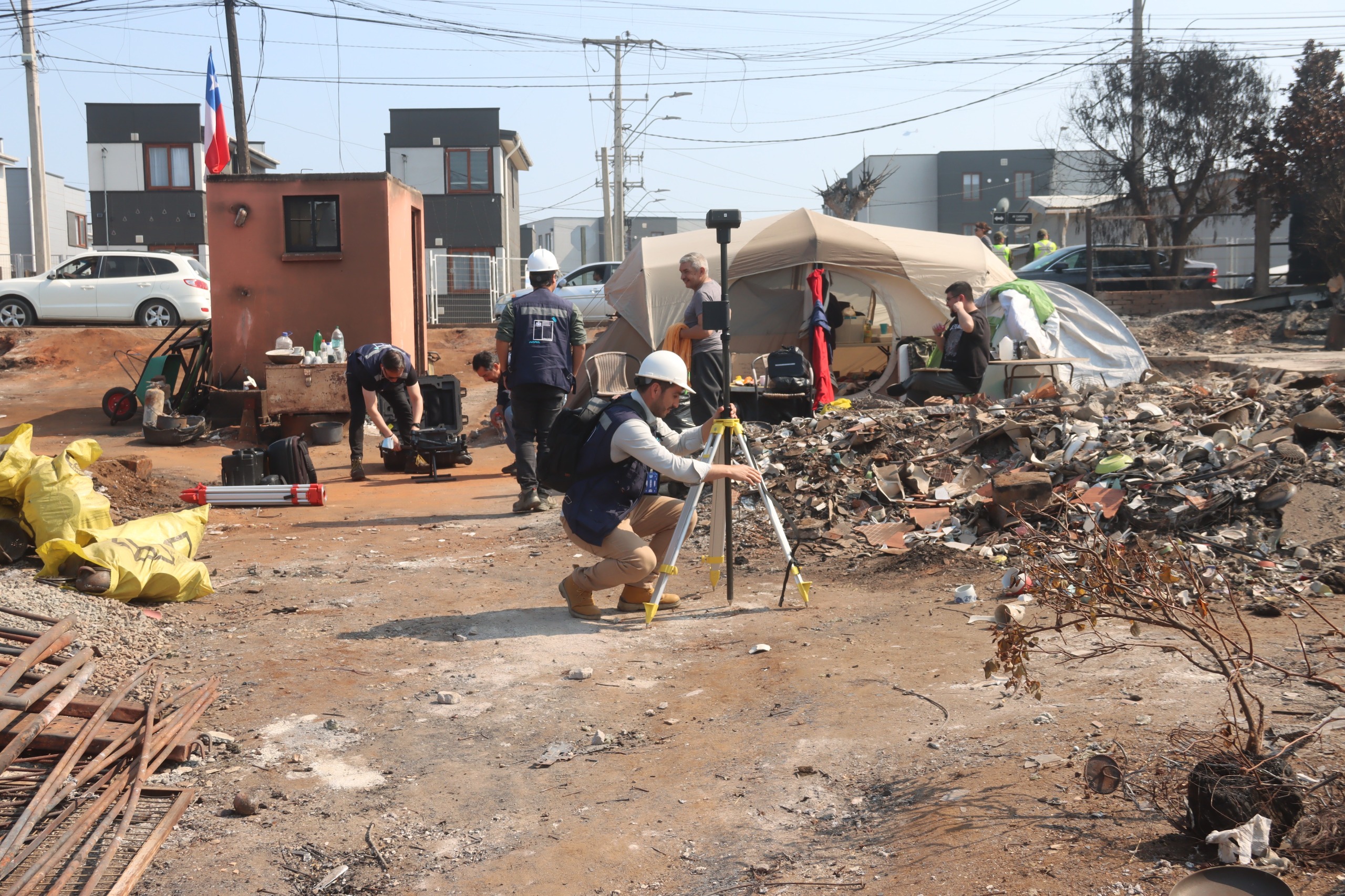Ministro Montes reporta inicio de aplicación de Ficha 2 por incendios en Ñuble y Biobío