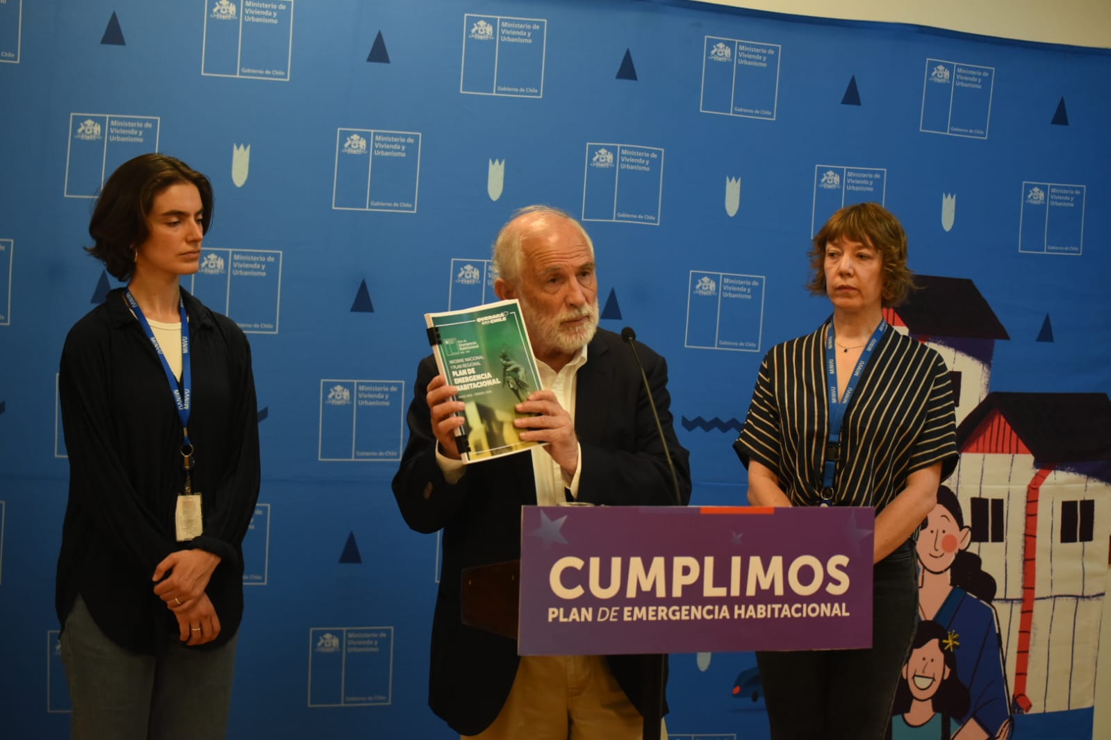 Ministro Montes por cumplimiento del Plan de Emergencia Habitacional: “Estamos convencidos de que la política de vivienda es una política de Estado”