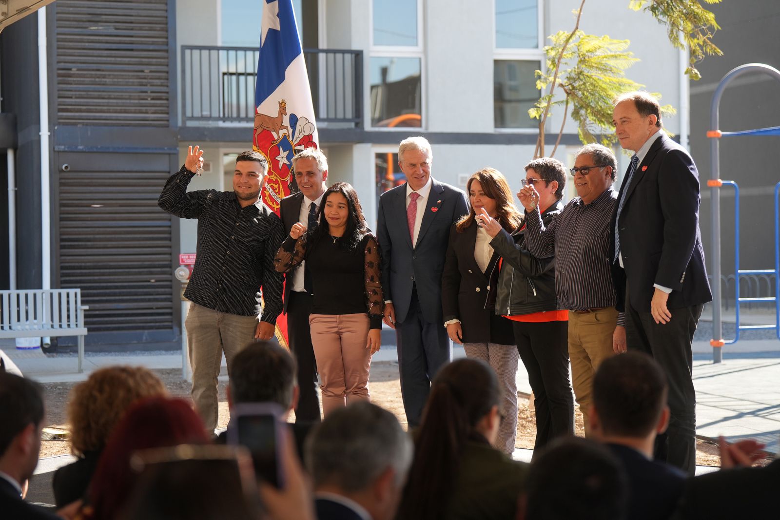 Presidente Kast en la entrega de 120 casas en Rancagua: «Tenemos que volver a la tradición de que uno puede alcanzar la vivienda propia»