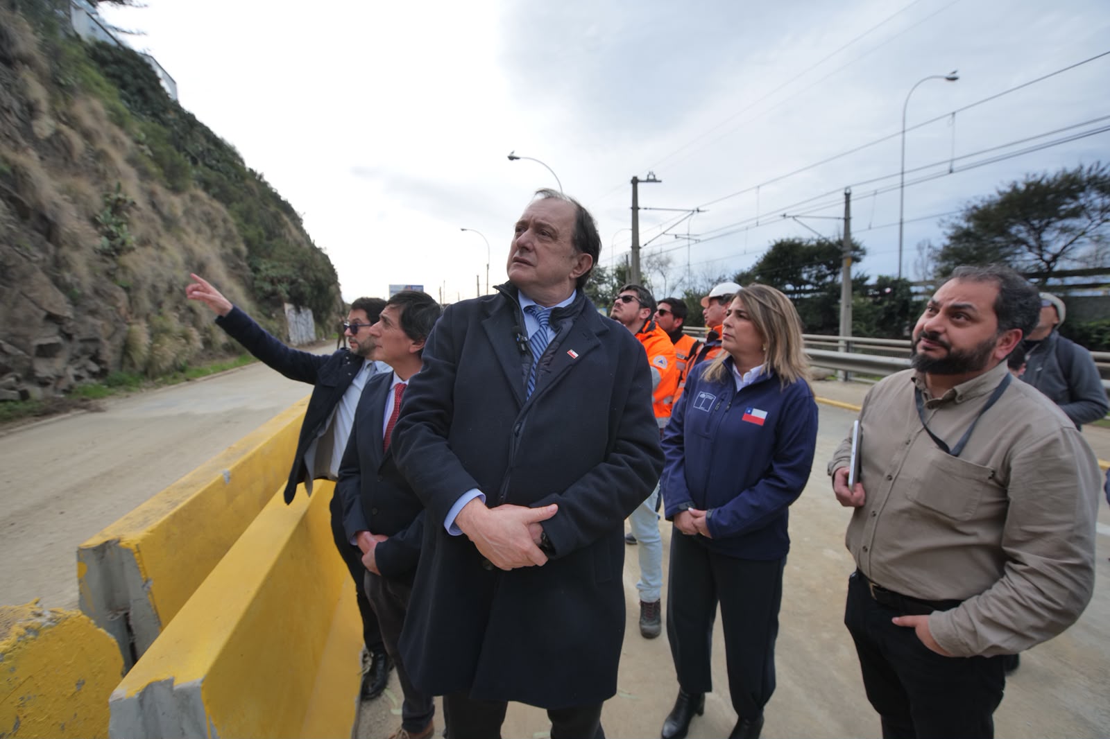 Minvu inicia obras para recuperar la conectividad de Avenida España tras remoción en masa